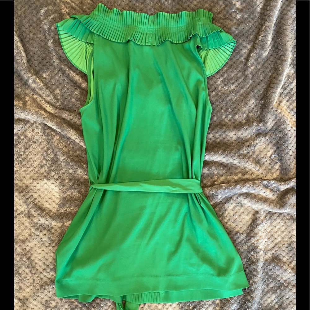 PC adorable green sleeveless top szM Nicole Miller - Picture 5 of 6